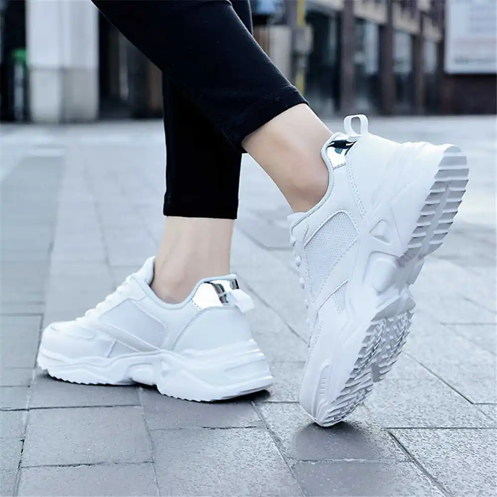 Thick Heel Without Heel Medium - Home Gym And Basketball Court บทวิจารณ์และราคา